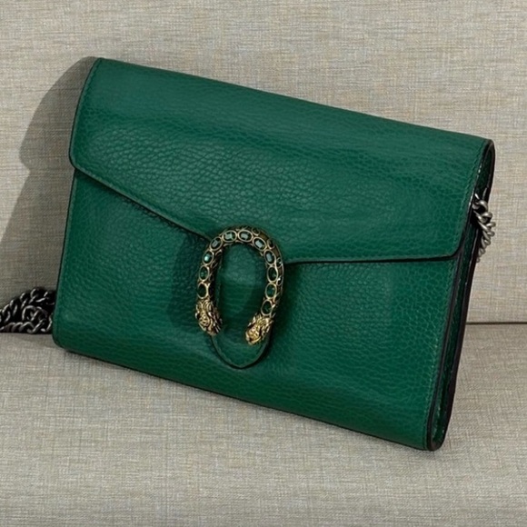 Gucci Green Leather Bag with Silver Chain - Picture 2 of 12